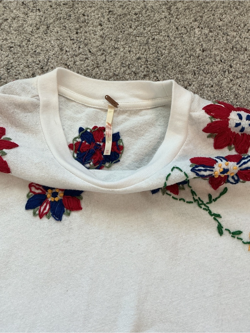 Free People Petal Stitch Short-Sleeve Tissue Embroidered Tee ~ Floral - Picture 5 of 10